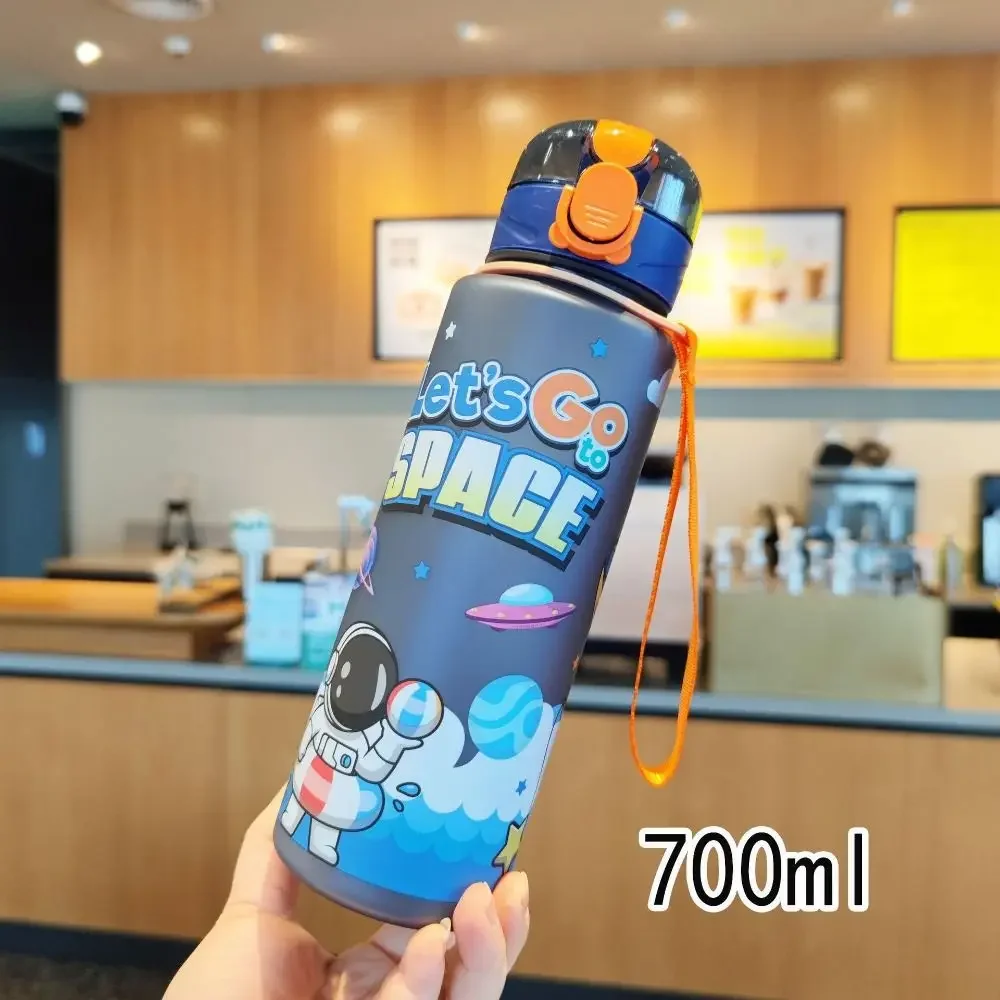 

Пластиковая чашка для воды 700 мл