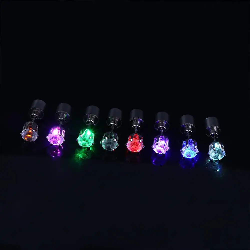 Женские светящиеся серьги горячее мигание крутые металлические серьги-гвоздики