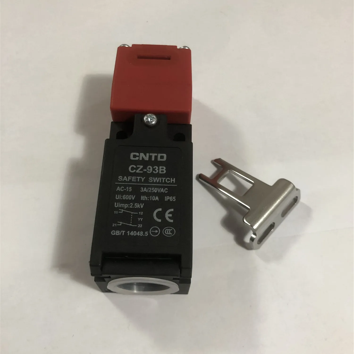 концевик v-156-1c25, 250v/15a. предельный регулятор дизеля д49.