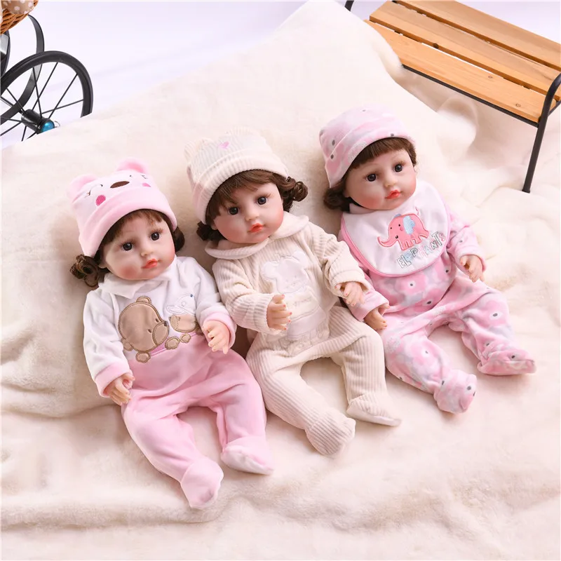 

2022NEW 48CM Reborn Bebe Doll Toy Cloth Body Stuffed Realistic Baby Doll With Giraffe Toddler Birthday Christmas Gifts Dropship