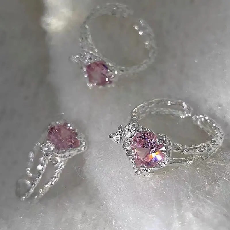 Kpop Vintage Goth Y2K Heart Ring Shining Open Rings Jewelry Accessories Crystal Luxury EMO Women Wedding Gift Grunge