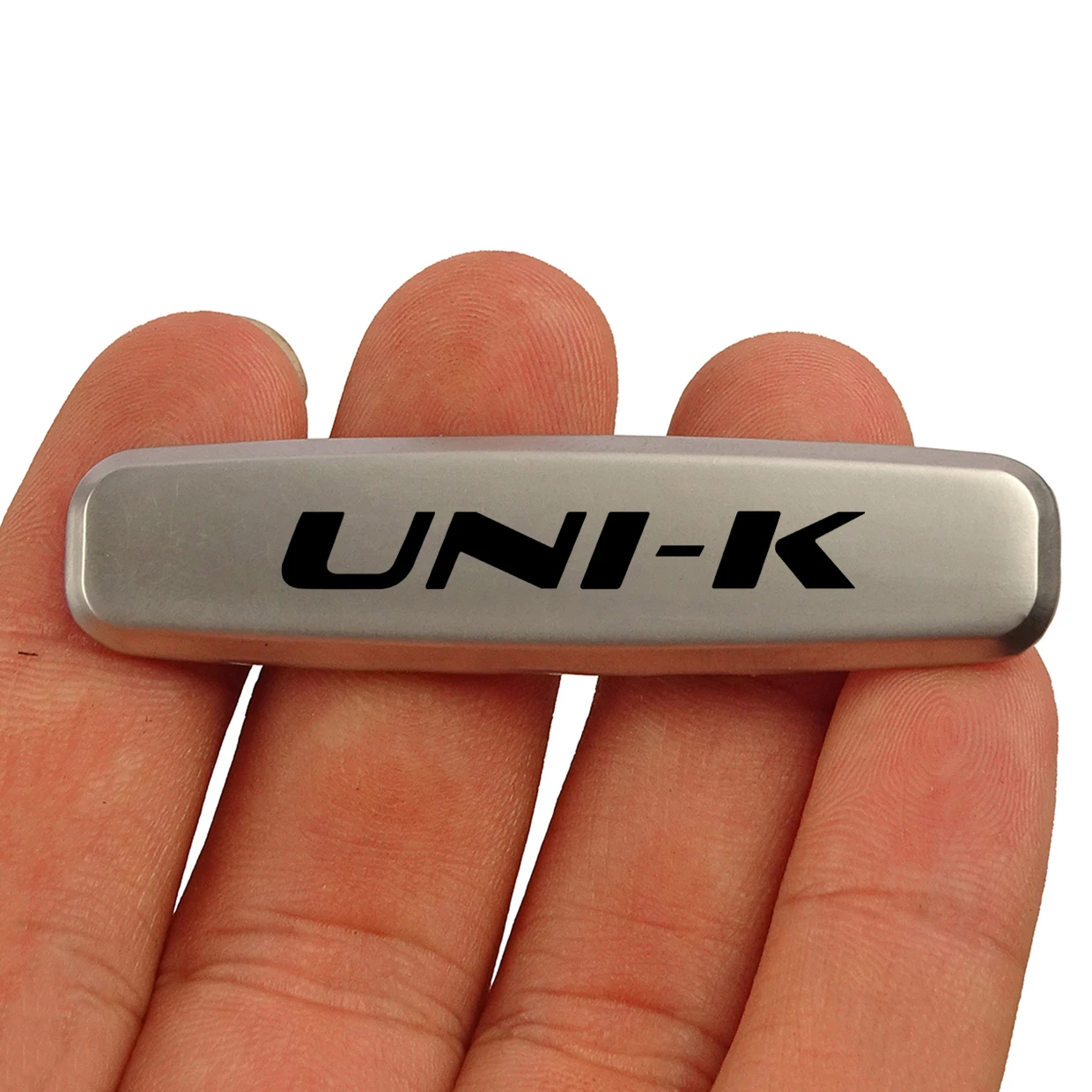 

Автомобильные Подголовники для сиденья стикер тюнинг значки металлические для Changan CS55 CS85 CS95 Eado UNI-K Hunter Oshan V7 Benni UNI-T автомобильные аксессуары