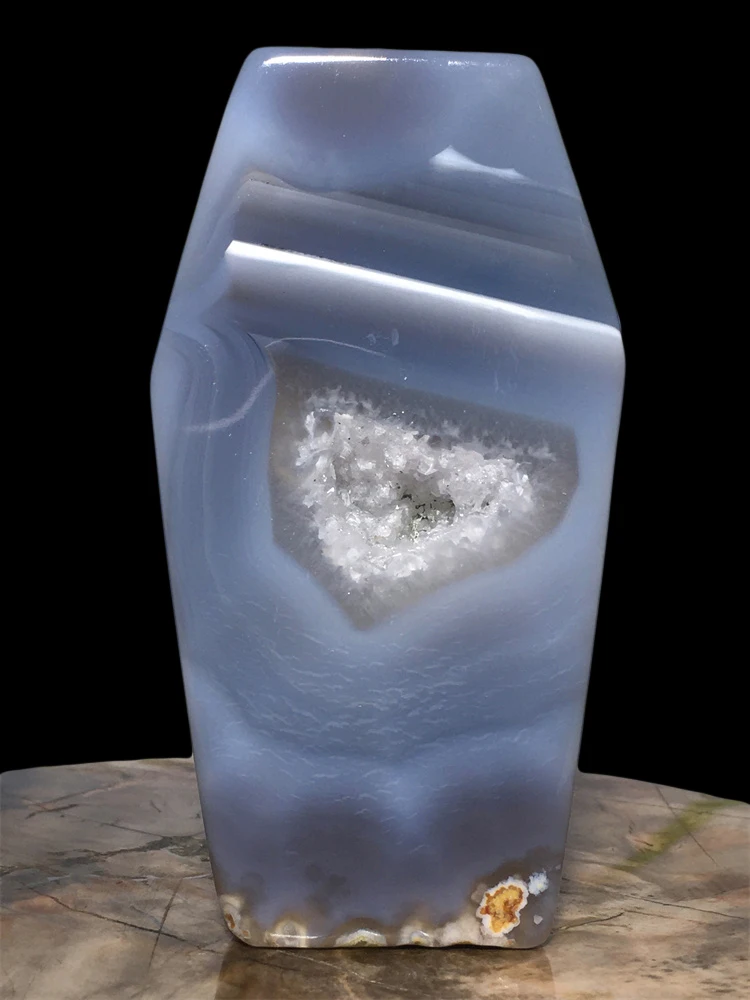 

Натуральный гроб, Agate геодезический кварц Crystal, Современная коллекция, драгоценный камень Друза, минеральное украшение для Хэллоуина, украш...