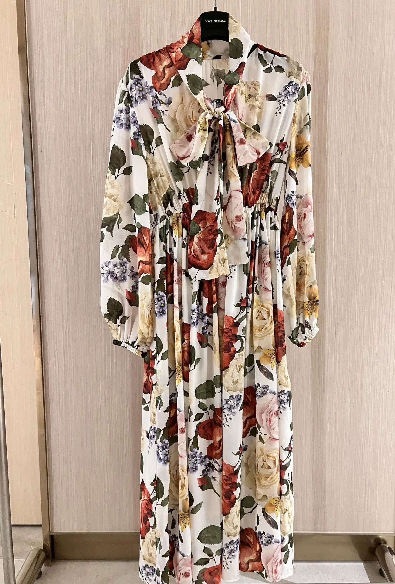 Женское платье-трапеция из 100% шелка с длинным рукавом и поясом на резинке