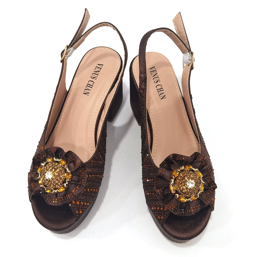 Venus Chan New Italian Design Peach Sparkling Diamond With Pearl Flower Decoration Exquisite Party Ladies Shoes And Bag Set