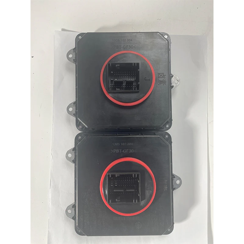 

It is applicable to the upgrading of BMW f30 halogen headlights with LED special drive