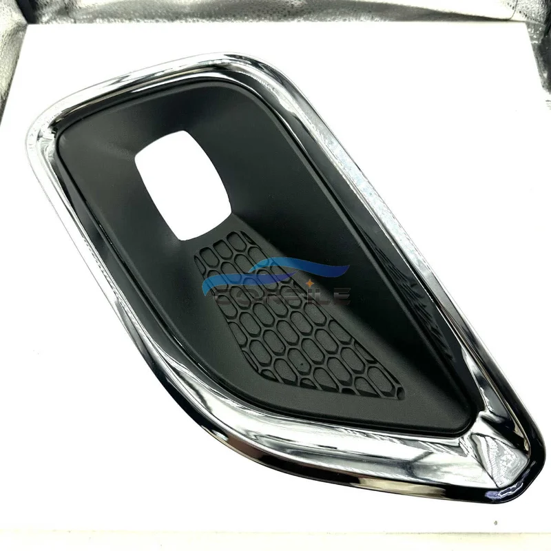 

1 шт. 53451228 68287994AB 53451229 68287995AB противотуманная фоторамка в сборе с глянцевой полосой для Jeep Cherokee 2019-23