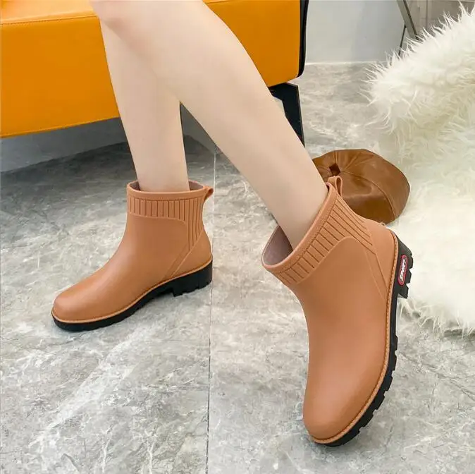 Fashion short waterproof shoes female models in the summer kitchen work rubber shoes