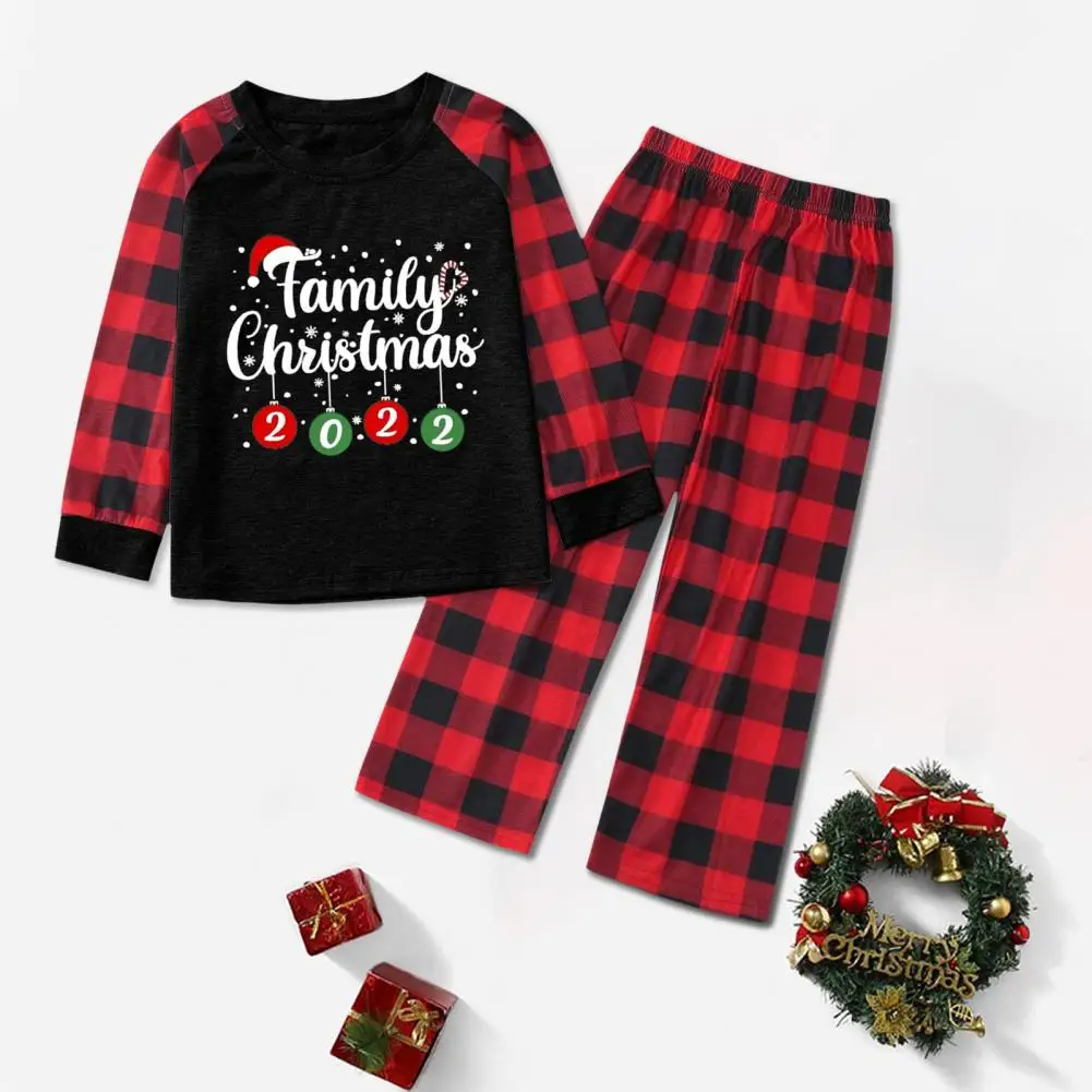 

Пижама с длинным рукавом для родителей и детей