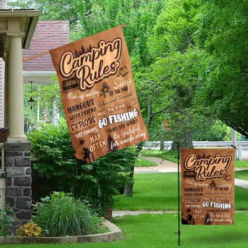 Правила кемпинга Пробуждение Улыбаться Ханут с садовым флагом друзей