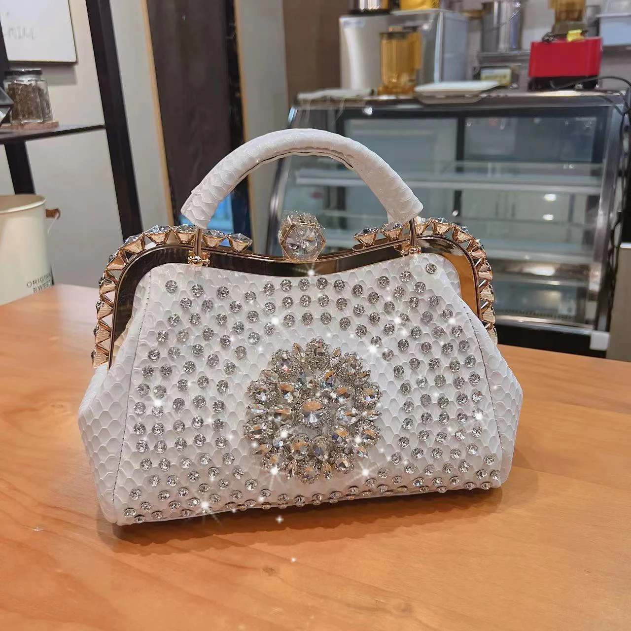 

2023 New Fashion Luxury Diamonds Women Handbags Genuine Leather Hasp Hobo Shoulder Bag Portable Tote Crossbody Messenger Bags