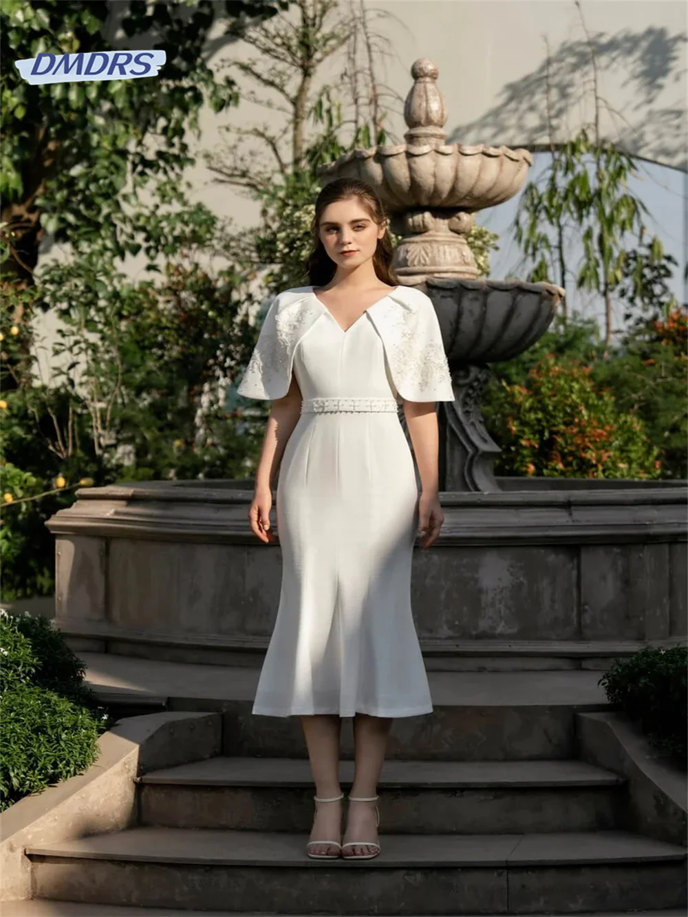 Женское свадебное платье с V-образным вырезом