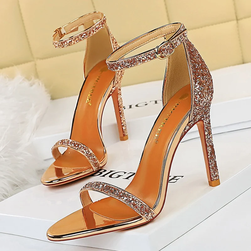 

2021 Sexy Women 10cm High Heels Sandals Lady Bling Wedding Bridal Shoes Scarpins Glitter Silver Gold Heels Fetish Stiletto Pumps