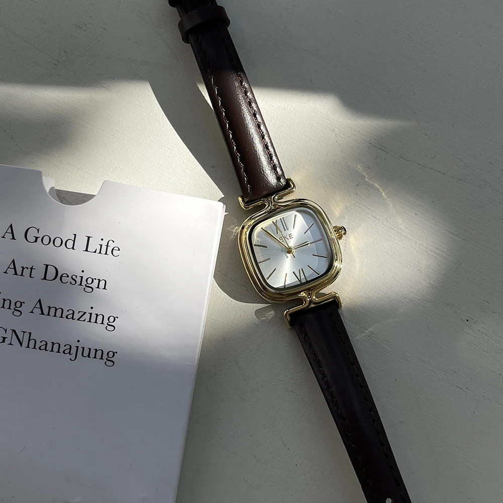 IEKE Ретро Корейский Стиль Женские Кварцевые Часы Высокого Качества Модные