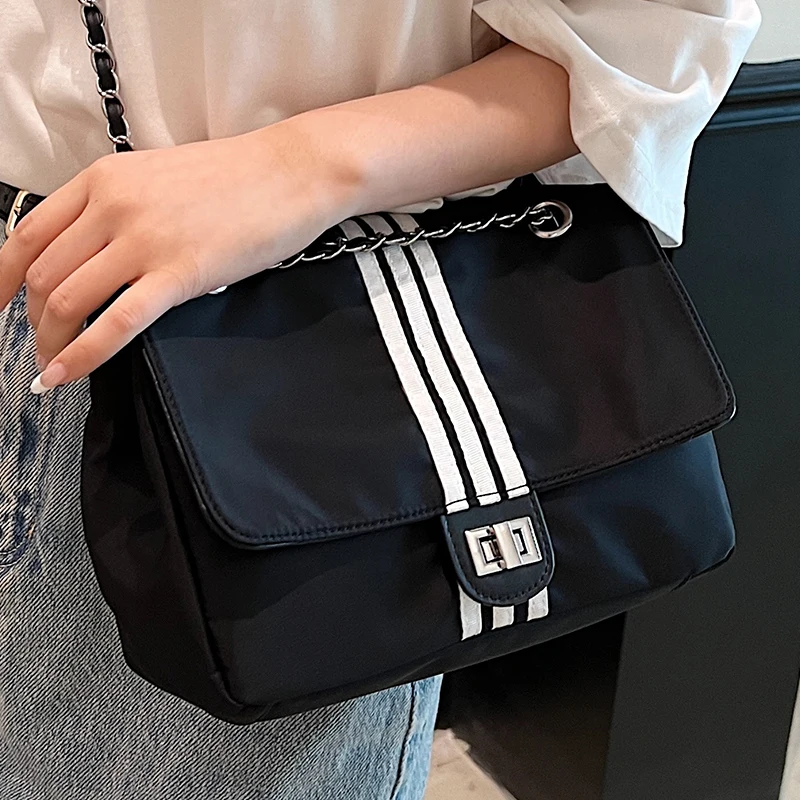 

Маленькая черная сумка с клапаном для влюбленных, стильная женская сумка в белую полоску через плечо, портативная нейлоновая женская сумка для путешествий, сумки через плечо