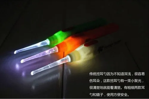 

Baby Care Ear Spoon Light Child Ears Cleaning with Light Earwax Spoon Digging Luminous Dig Ear Cartoon Spoon Child Random Color