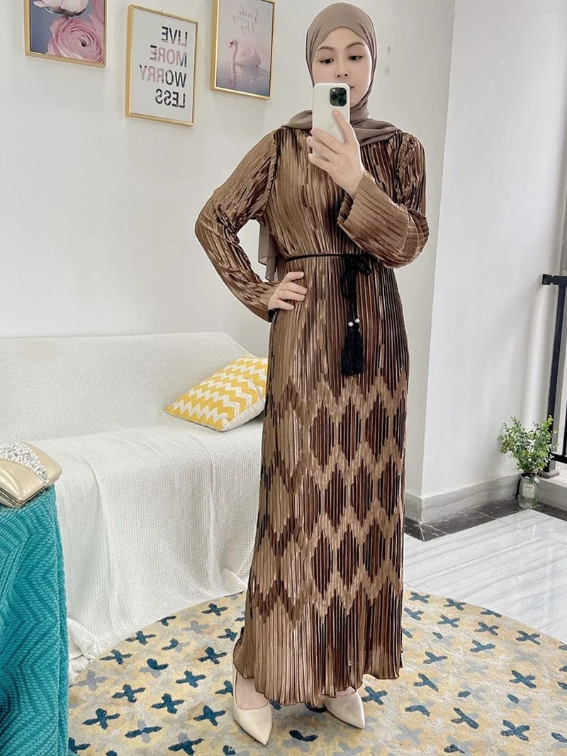

Fashion High Stretch Pleated Maxi Dress for Women Autumn 2022 New Solid O Neck Long Sleeve Dubai Morocco Caftan Muslim Arab Robe