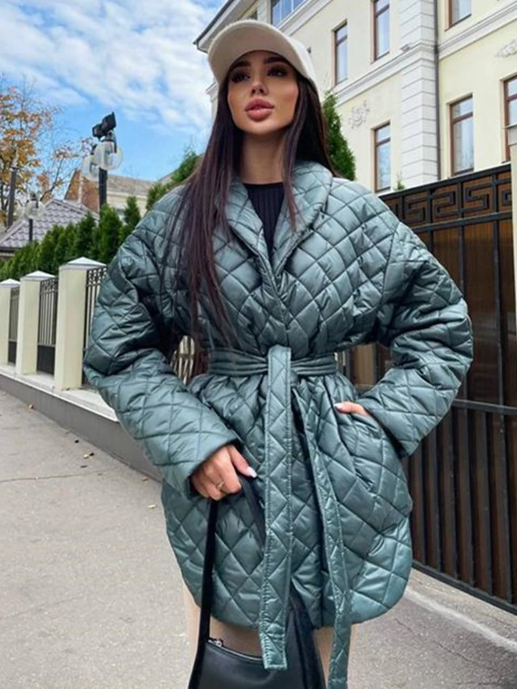 2022 Winter Fashion Loose Long Coat Parkas Black Cotton Padded Jacket Light Thin Fashion Elegant Quilted Coats for Women