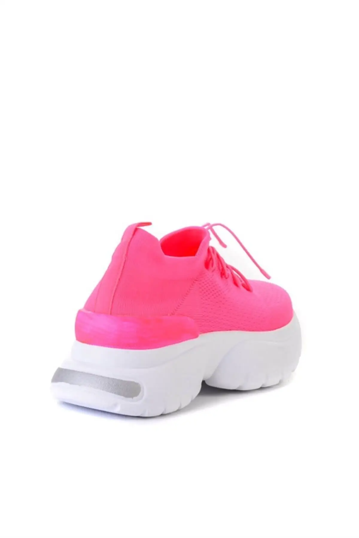 

2021 New Women Sneakers Casual Breathable Outdoor Sport Shoes Summer High Top Flats Platform Tennis Running Streetwear