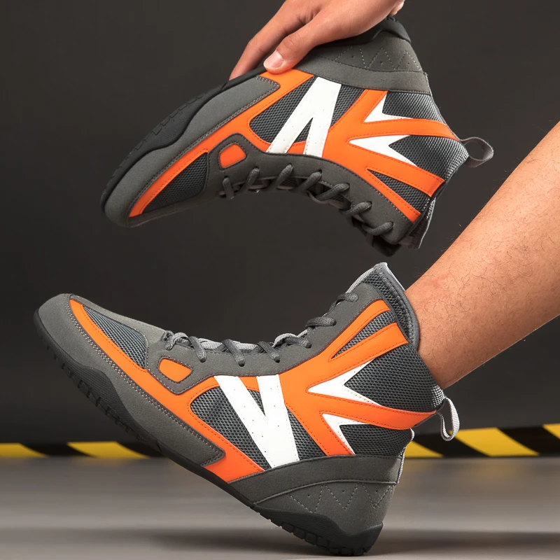 36-46 High Top Boxing Shoes Men Women Professional Rubber Outsole Breathable Wrestling Shoes Wearable Shoes Plus Size