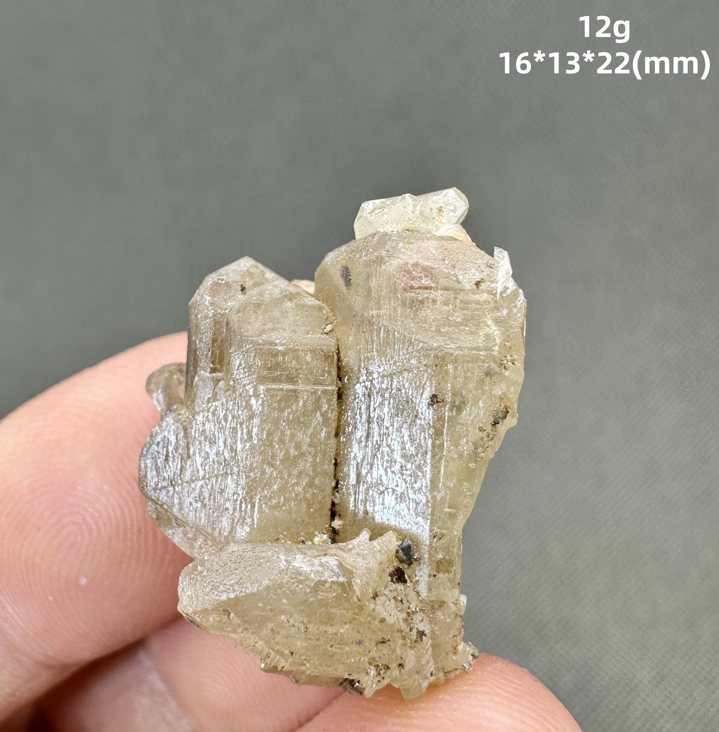 Кристаллы флуоресцентного керасита Марокко от QIANCHUAN