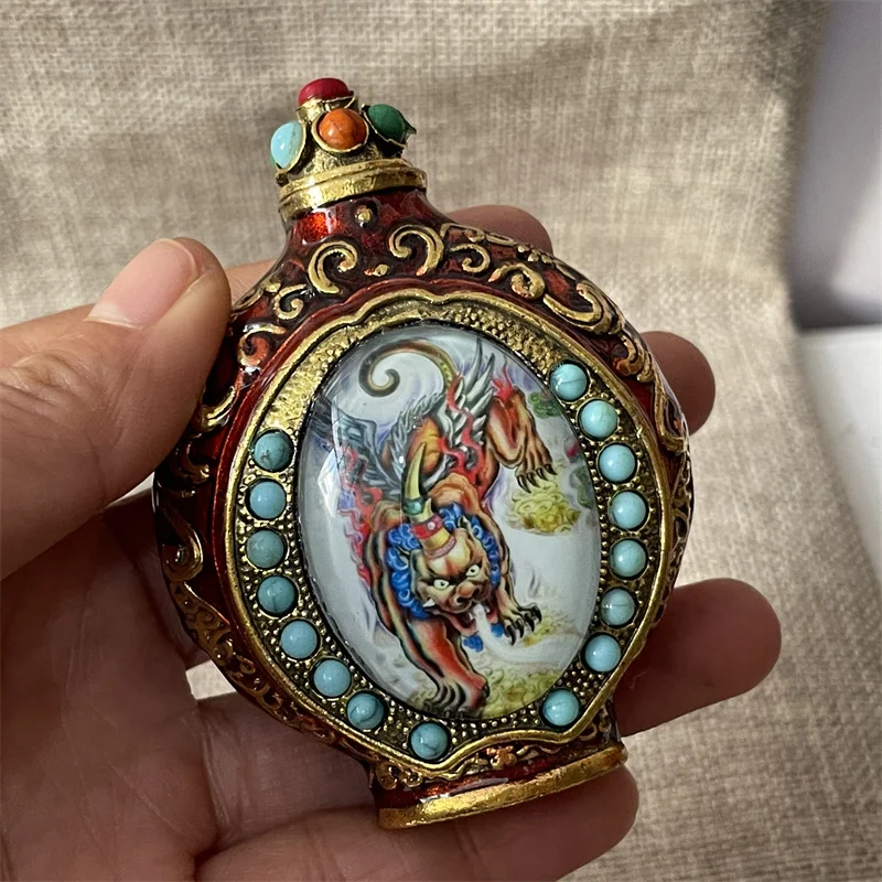 

Чистая медь с внутренней покраской, старая табачная бутылка, простые ручки, декоративные элементы, пустой табак для утечки