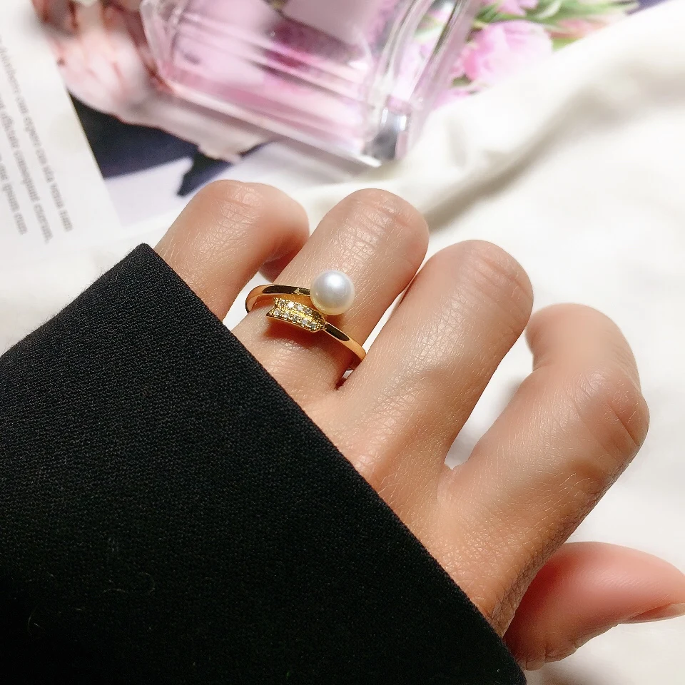 

2022Original18K gold plated zircon rings, Korean simple fashion Stainless steel rings for women, Natural pearl Adjustable rings