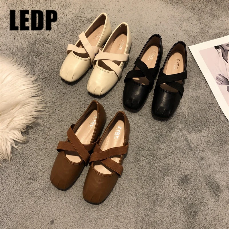 

2023 Autumn Cross Soft Sole Moccasins Flats Women Fashion Comfort Square Toe Ballet Mary Janes Mom Shoes Office Lady Slip On