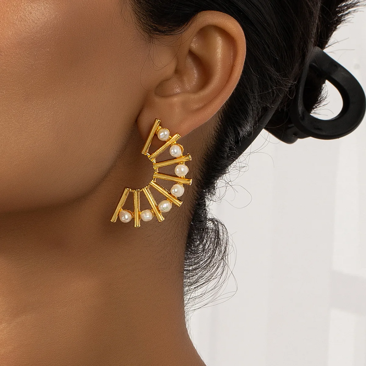 

Аксессуары для ушей для женщин в стиле ретро