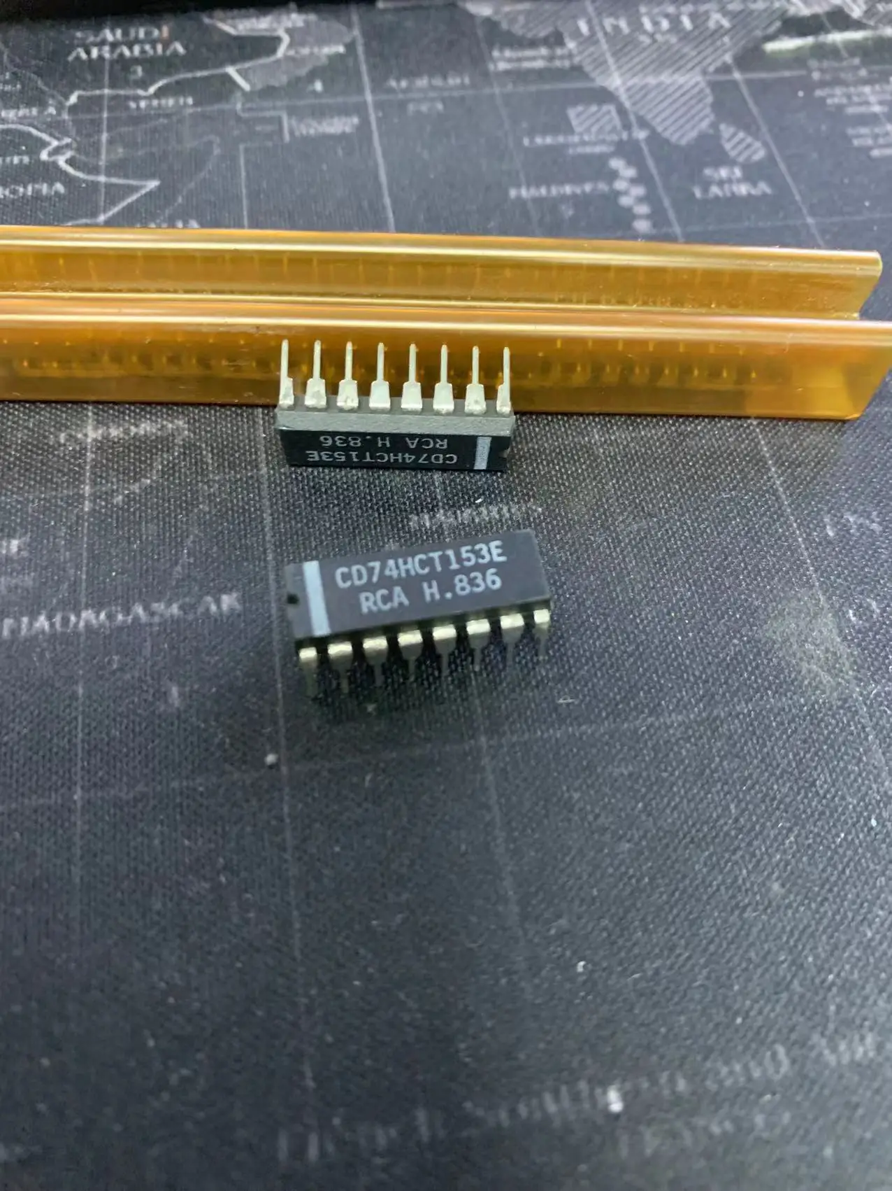 

CD74HCT153E BOM matching / one-stop chip purchase original
