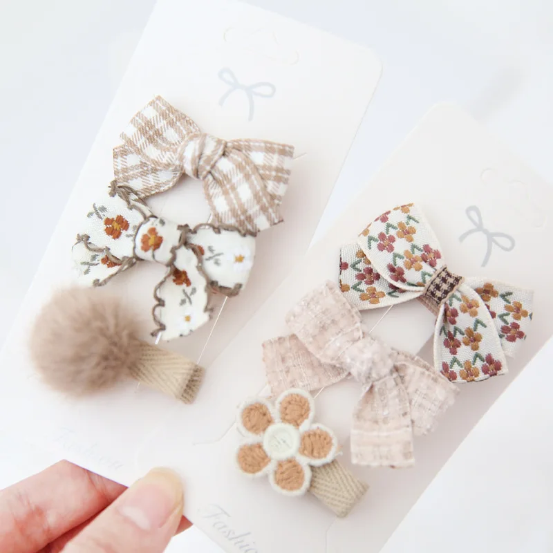 

Заколки для волос для девочек 3 шт./компл., набор бантов для волос, милые зажимы для волос с помпонами для девочек, заколки, аксессуары для вол...