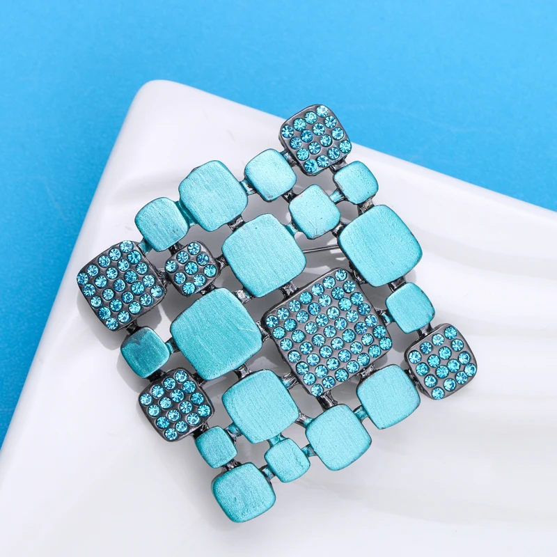 

Wuli&baby Rhinestone Square Women Brooch Punk Enamel Geometry Brooch Pins Gift