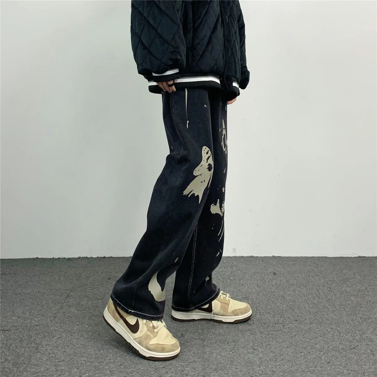 Four Seasons Men's Jeans Fashion Street Jeans Retro Graffiti Butterfly Print Loose Straight Y2k Pants Streetwear Ins Hot Sale