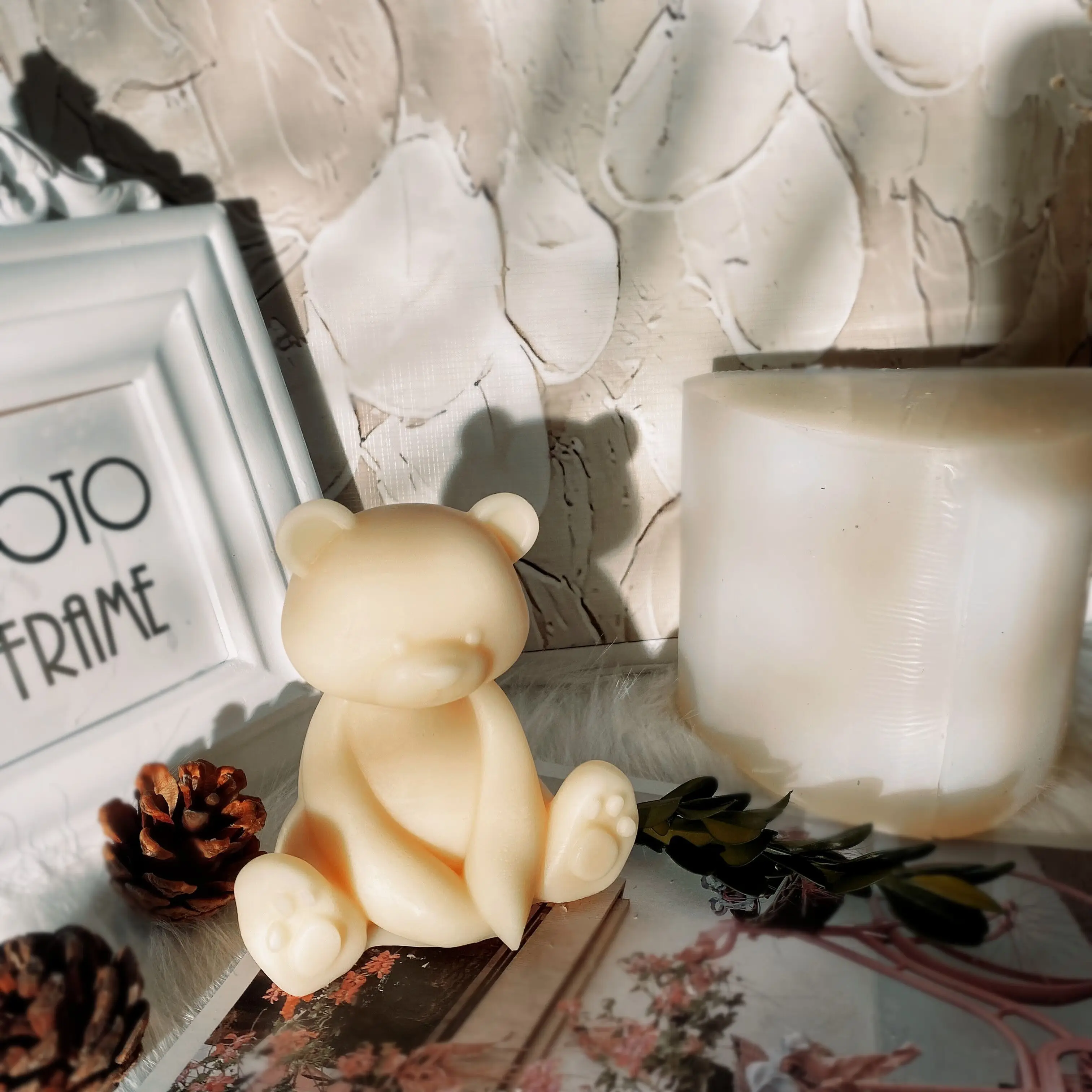 

Cute Sitting Bear Scented Candle Silicone Mold Home Decor 3D Polar Bear Soy Wax Candles Mould Cake Decoration