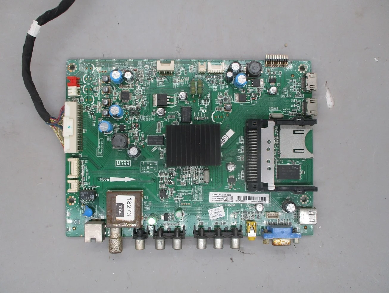 

Разборка для Tcl L48f3390a-3d материнская плата 40-ms99l0-maa2xg с экраном Lvf480sstm E4