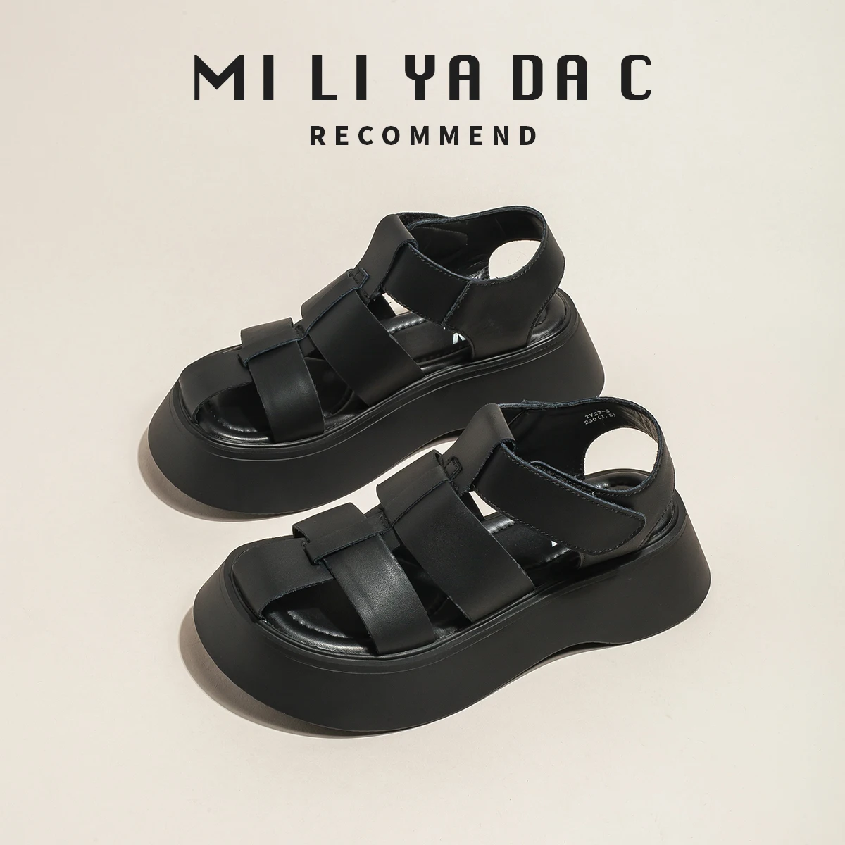 

Женские сандалии с круглым носком, на плоской платформе