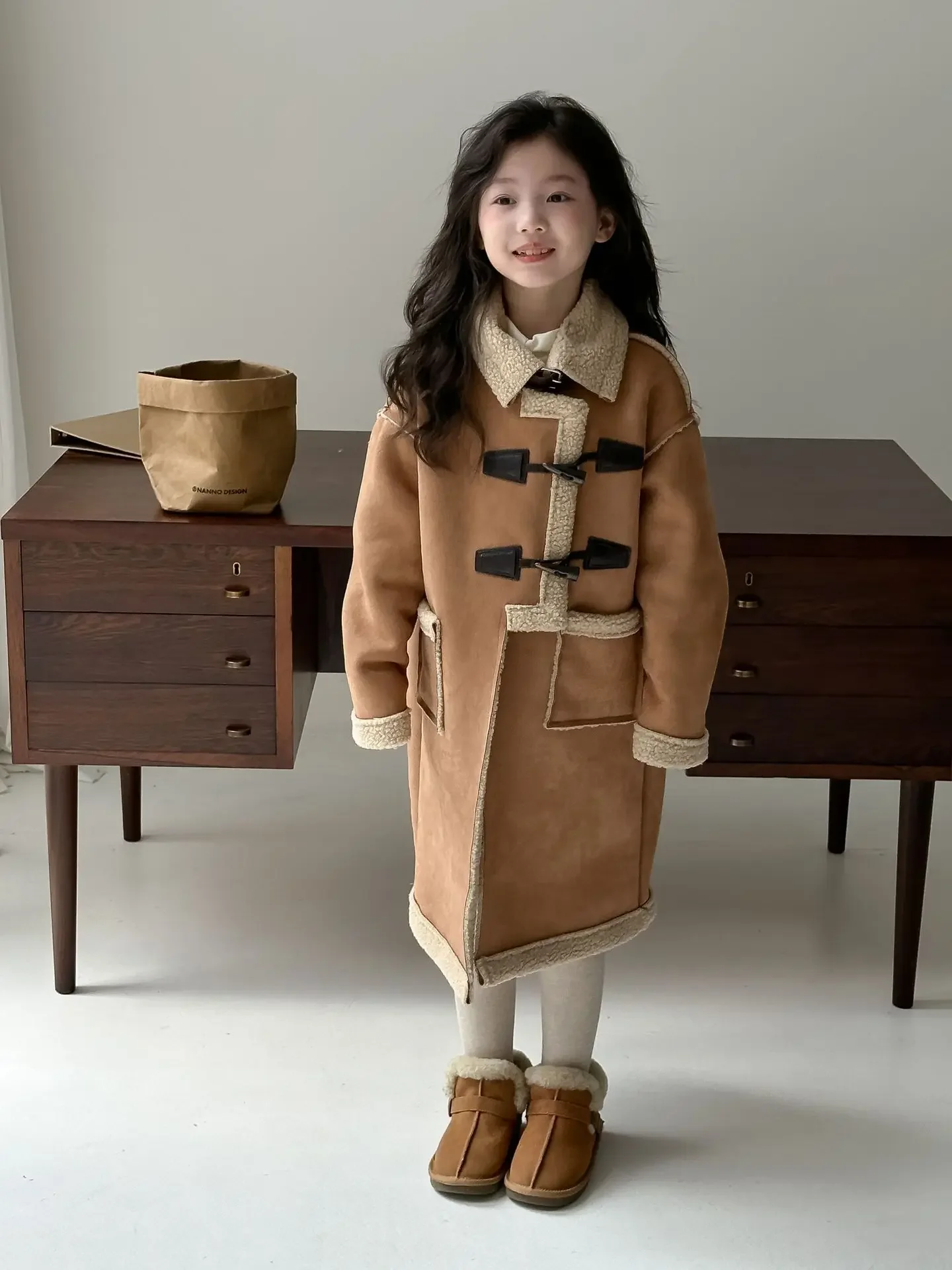 Пальто для девочек 2024 зимняя новая детская одежда детское пальто в иностранном