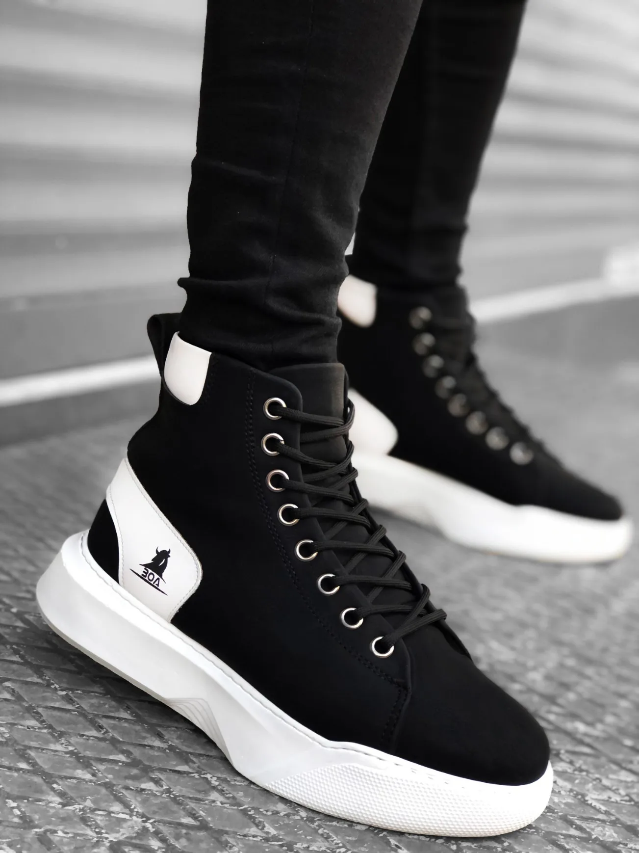 

BA0155 laced men high sole black white black sole sports boots