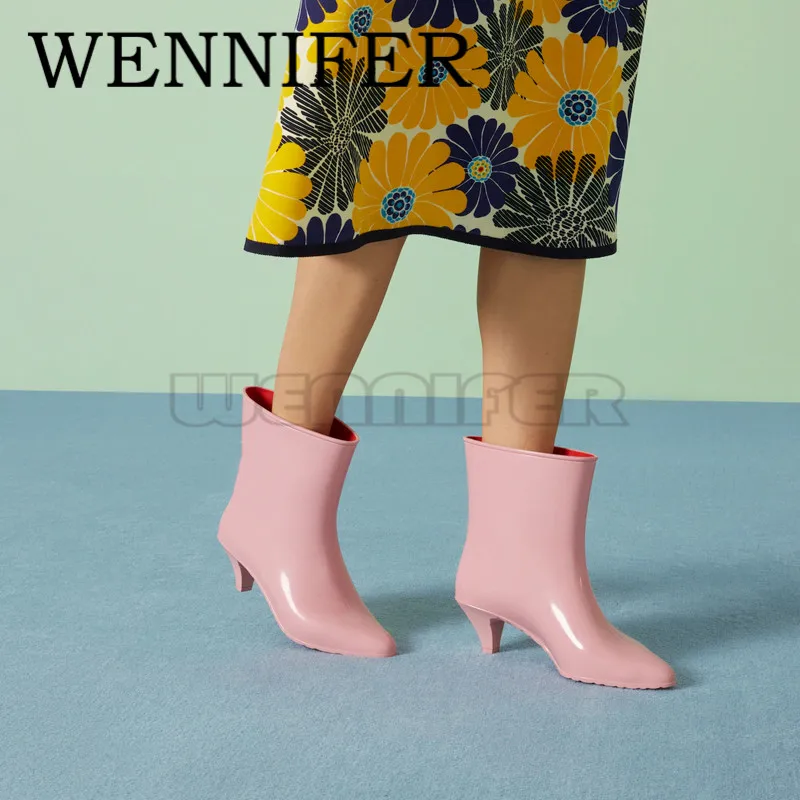 

Женские зимние ботильоны с острым носком, на каблуке-котенке