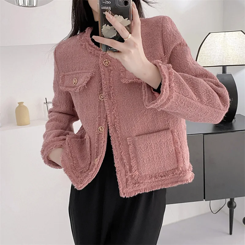 Рисунок 2 - Женское шерстяное твидовое пальто