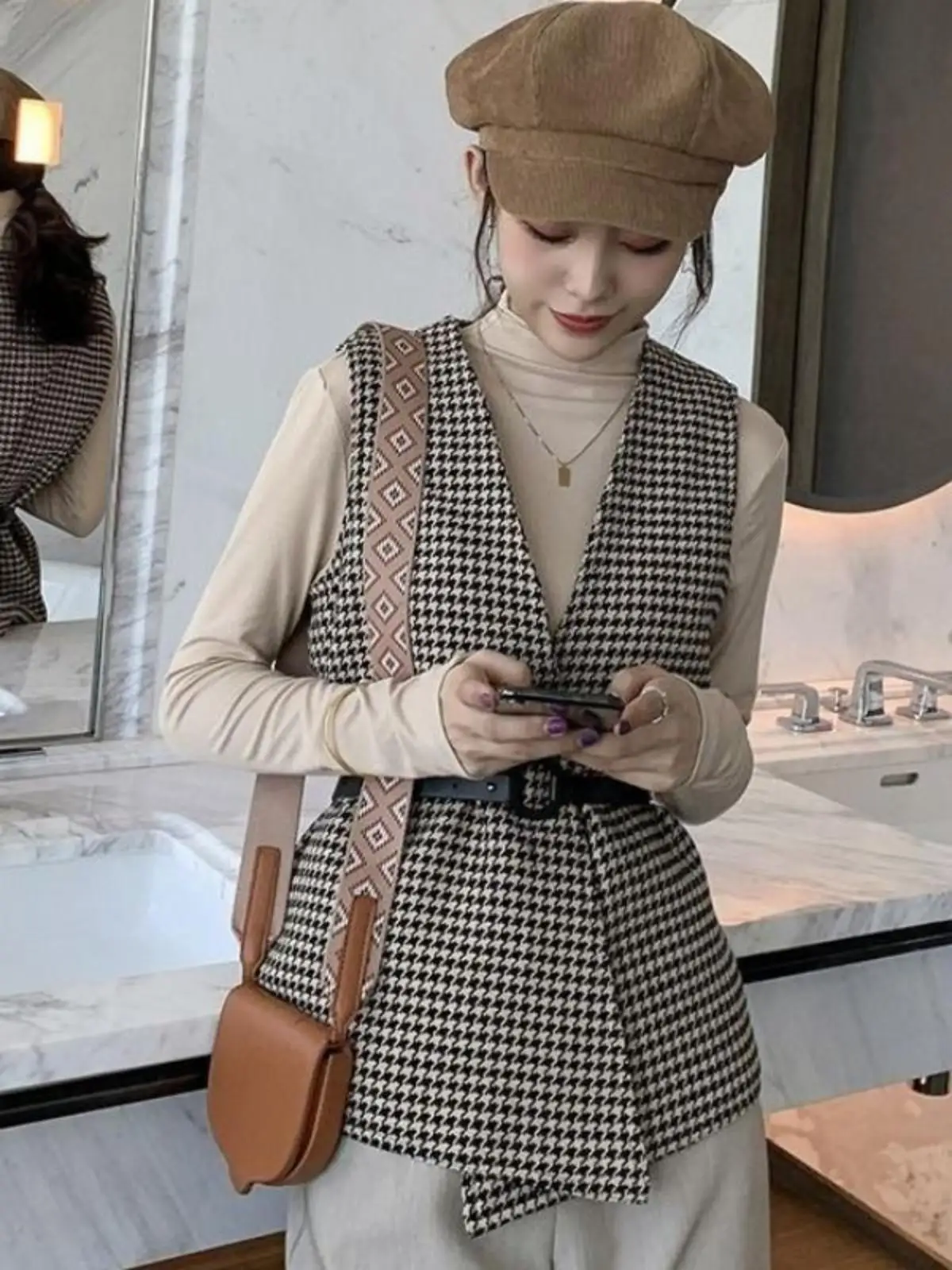New British Sle Houndstooth Woolen Vest Women Autumn V-neck Loose Slimming Western Sleeveless Outerwear