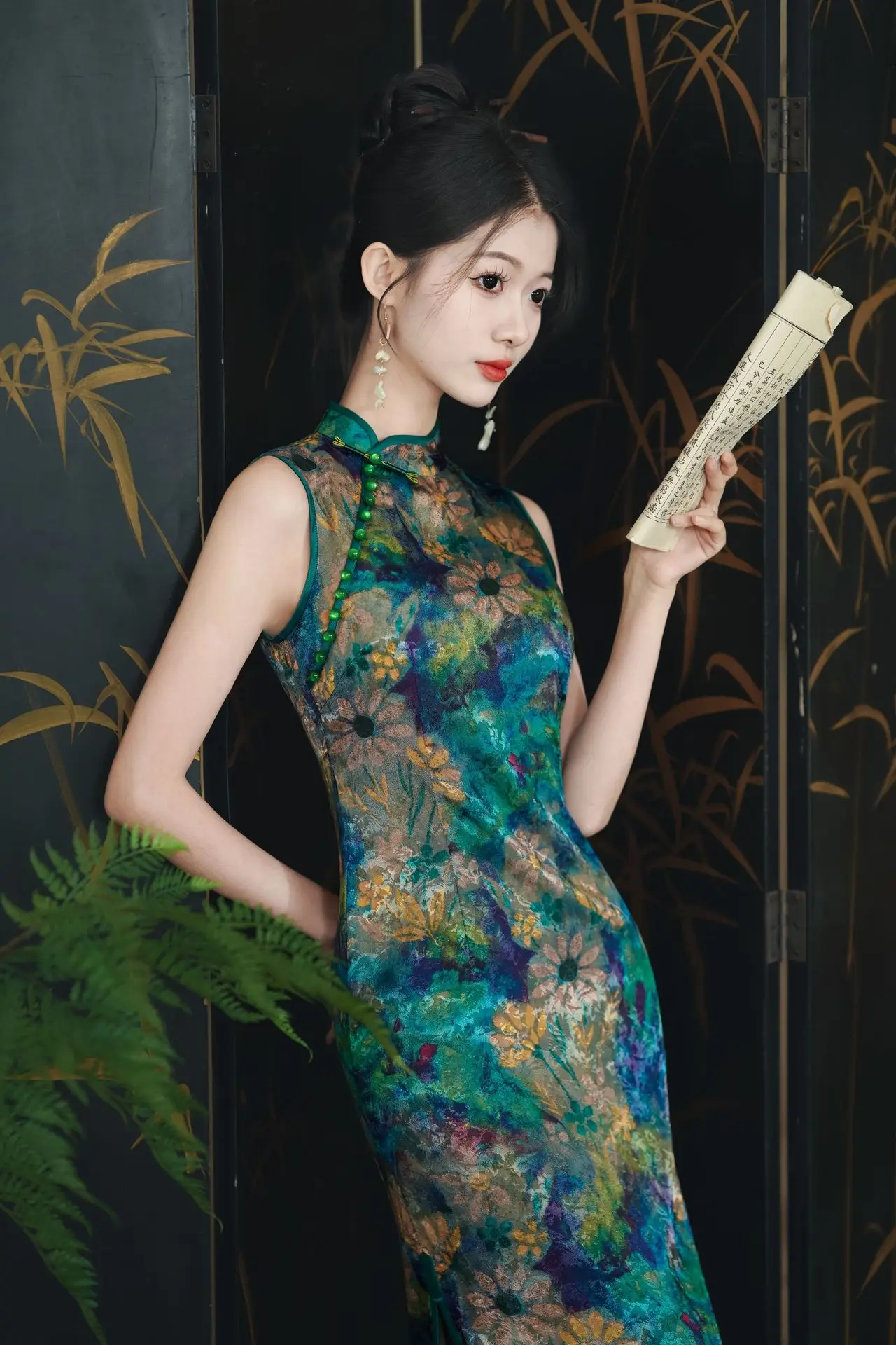 Новинка 2024 платье Чонсам без рукавов для молодых девушек Ретро стиль старое