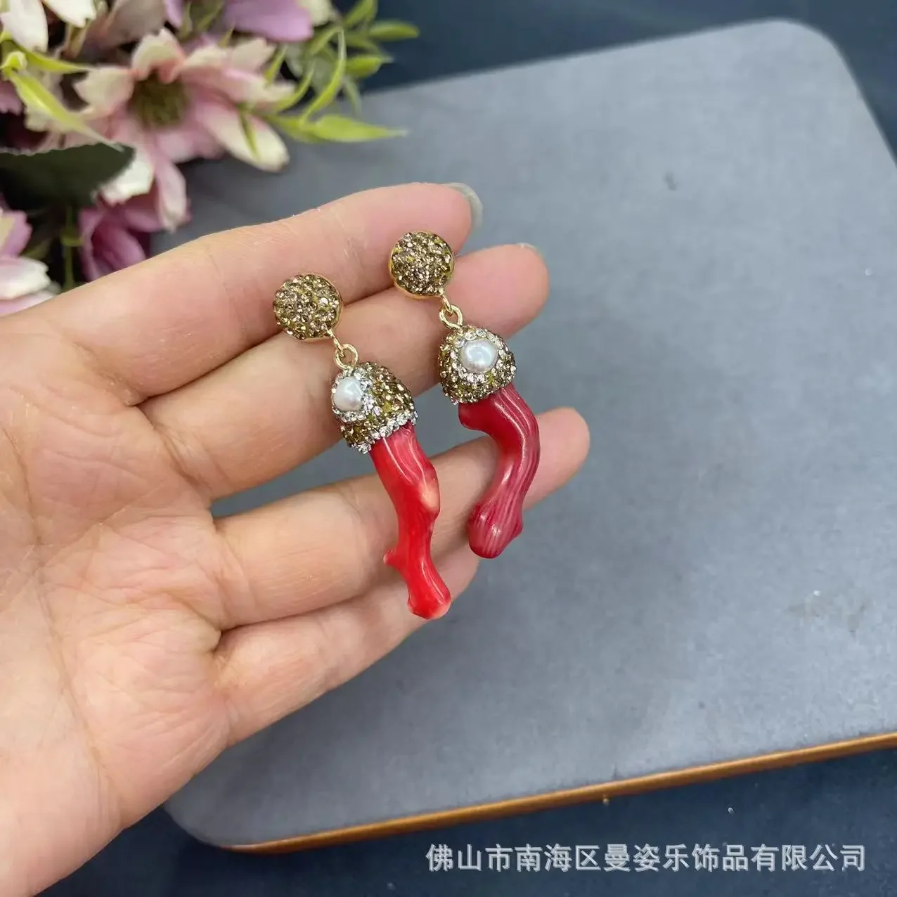 Натуральный барочный комплект из натурального камня