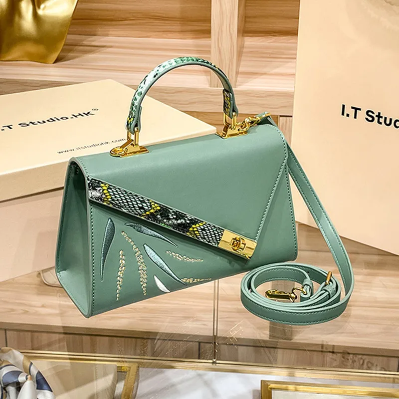 

2023 знаменитые дизайнерские сумки-мессенджеры на плечо с вышивкой, высококачественный Женский кошелек и сумочка, роскошные модные маленьки...