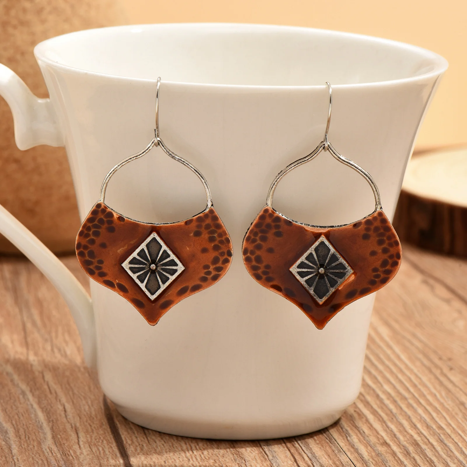 

Geometric Sun Dangle Earrings for Women Girl Statement Retro Personalized Simple Piercing Eardrop Accessories Jewelry Party Gift