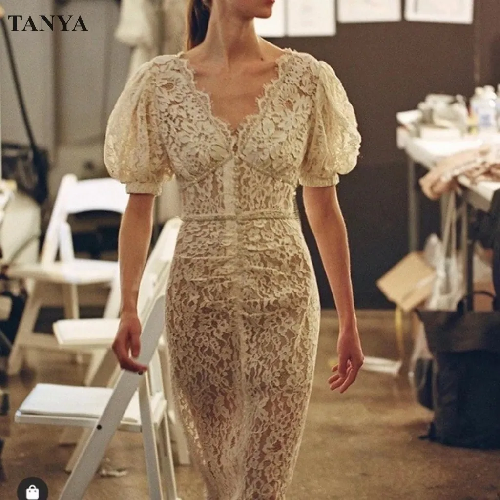 

Modest Foral Lace Homecoming Dress V Neck Short Sleeves Tea Length Cocktail Gown Party Dress Vestidos De Fiesta YSAN1613