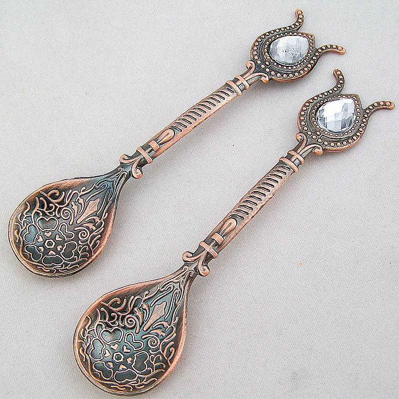 

New gem carving dessert spoon alloy golden spoons Honey Saucier Salt Dessert Spoons