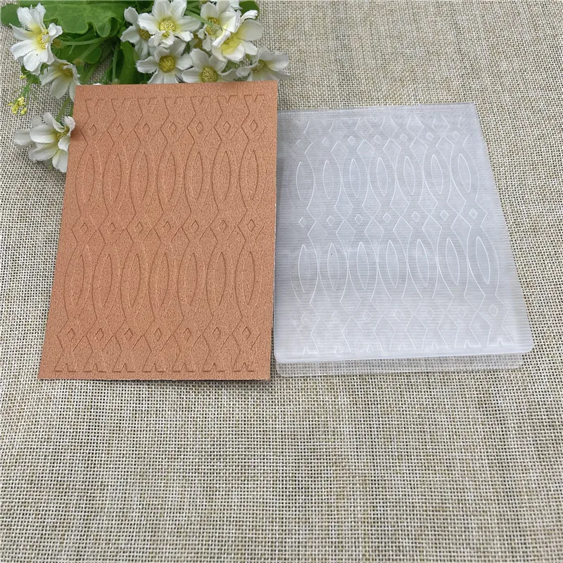 Пластиковый фотоальбом с геометрическим рисунком