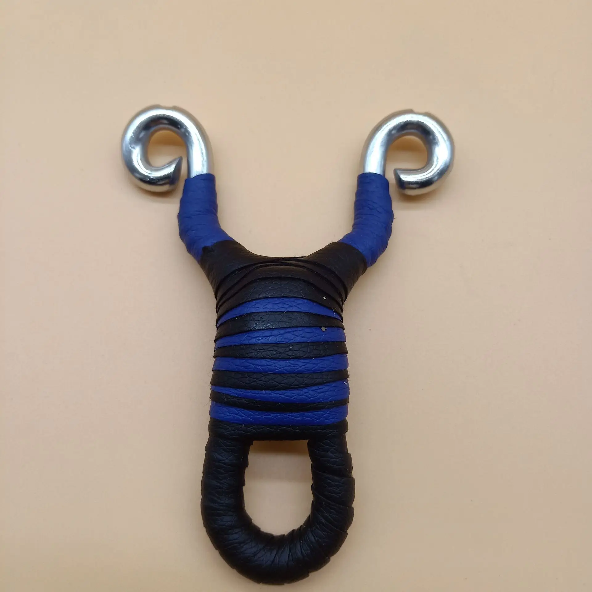 

Slingshot Stainless Steel Outdoor Toys Rubber Sling Shot Novelty Gag Toys Games Fidget Toys for Anxiety