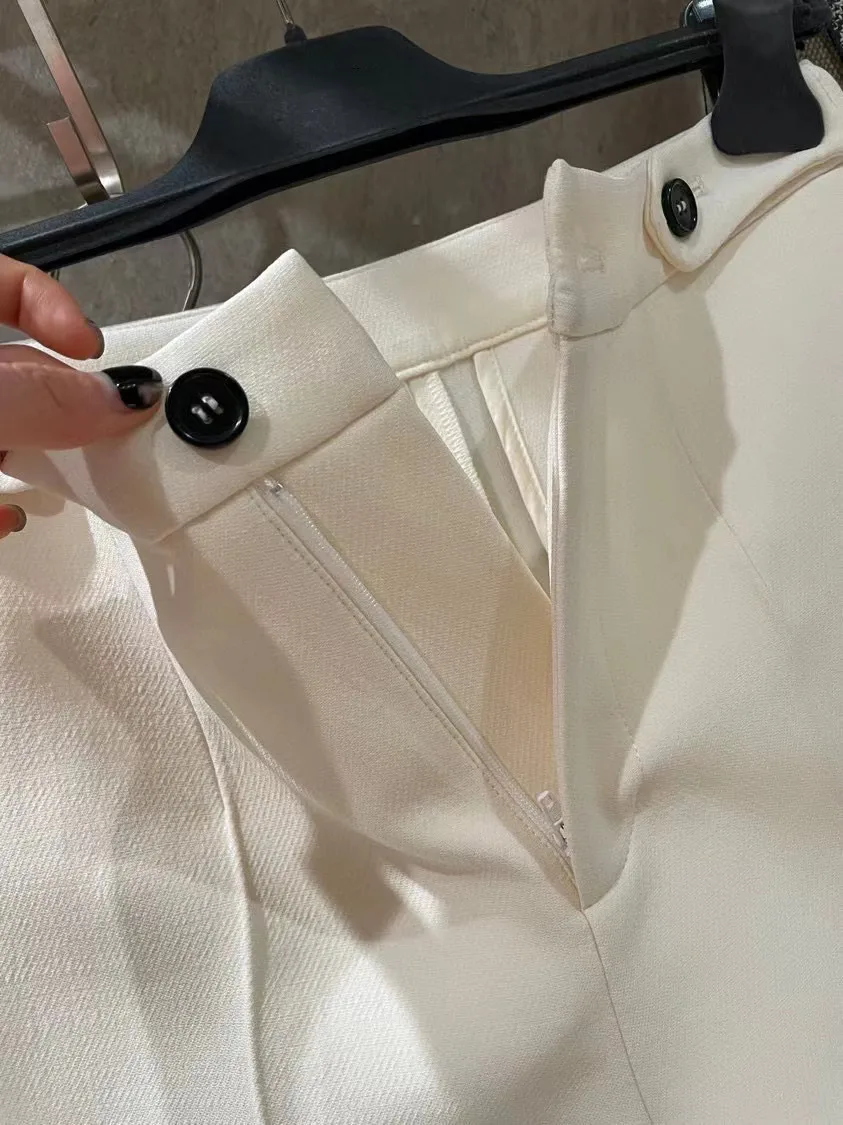 2023 Spring and Summer New Button Double Pocket Wide Leg Casual Shorts Solid Color High Waist Fashion All-Matching Short Pants